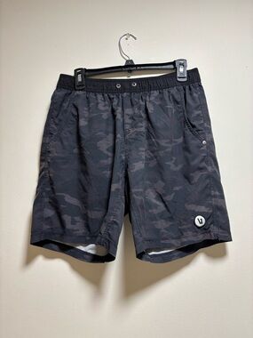 Vuori Men’s Banks Shorts - Black Camo - Size medium